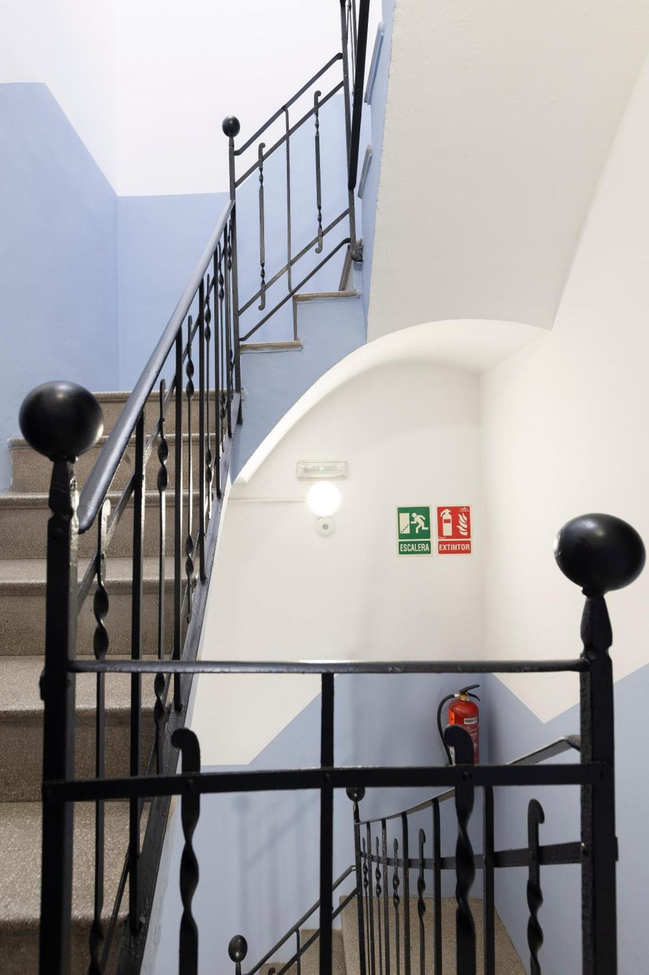 Cozy Apartment Valencia City Center! Bagian luar foto