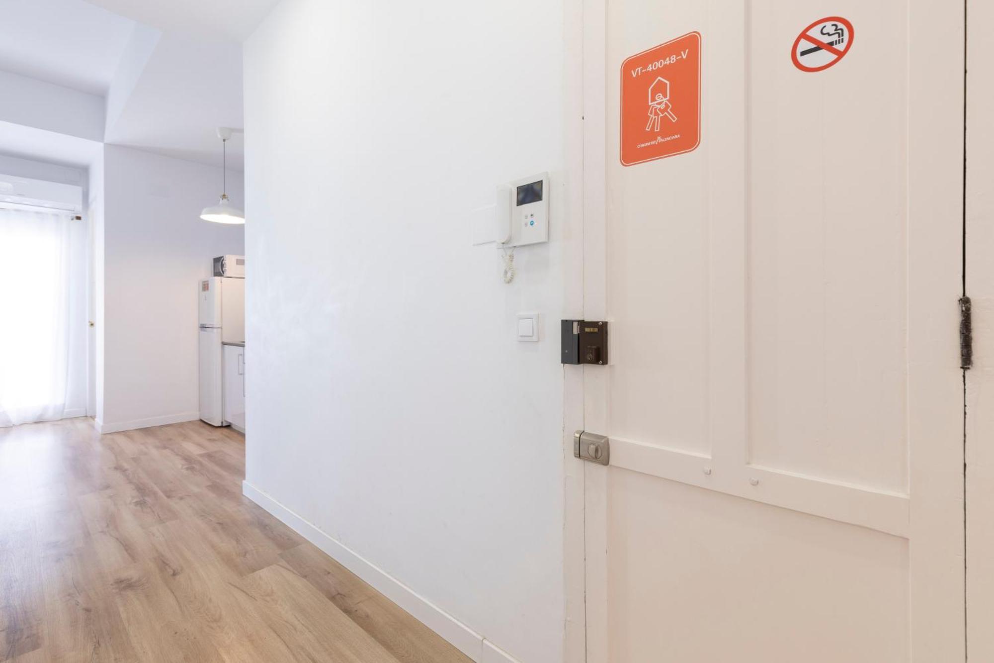 Cozy Apartment Valencia City Center! Bagian luar foto